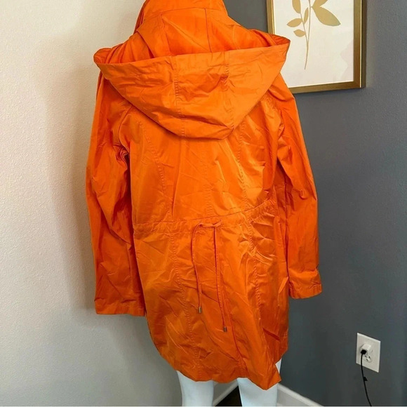 Rainforest Packable Travel Hooded Rain Coat Orange w/ Gold Accents size Medium - Picture 2 of 10